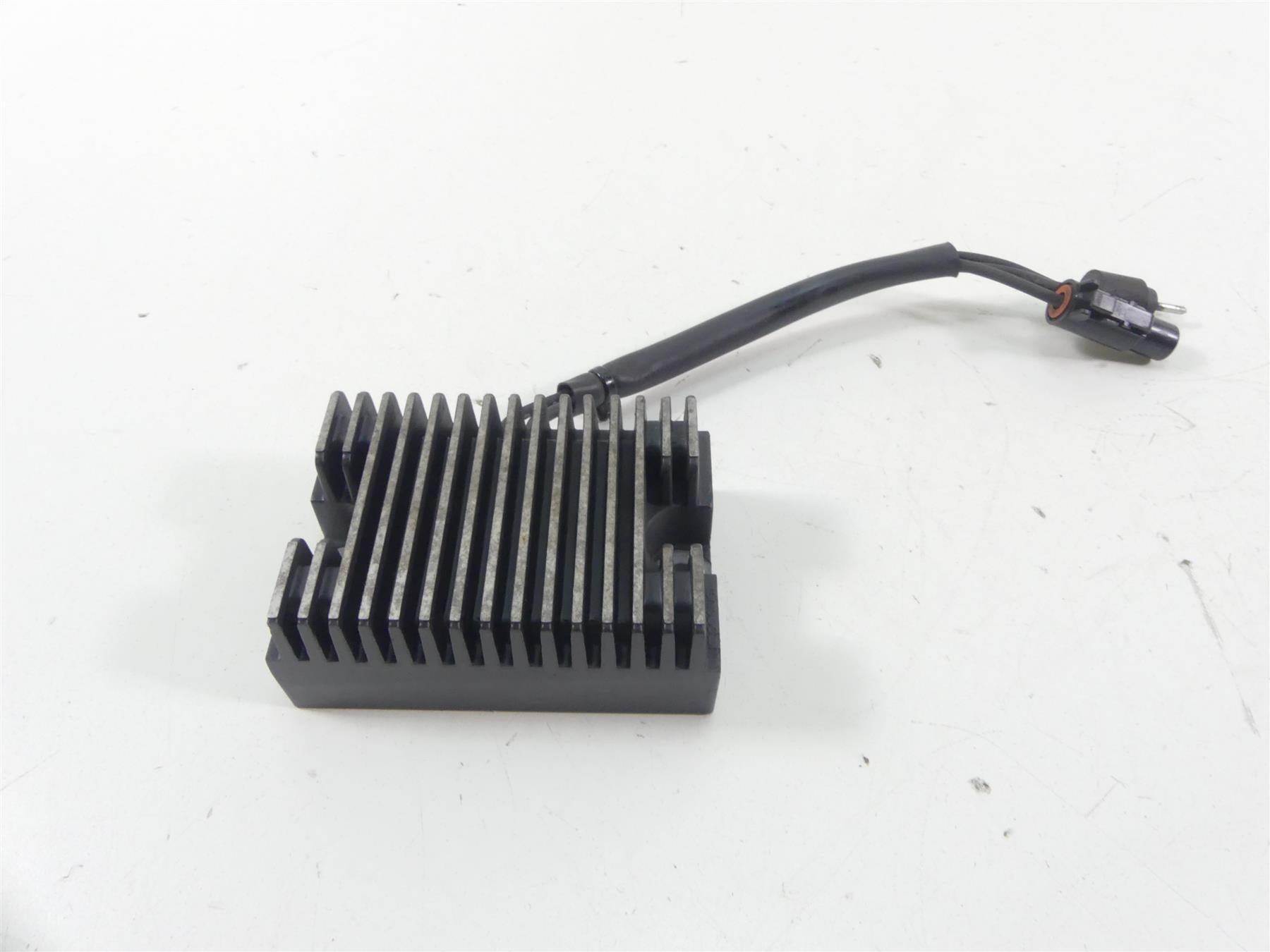 2001 Harley Davidson XL1200 Sportster Rectifier Voltage Regulator 74523-94 {{ shop.shopifyCountryName }} - Mototech271