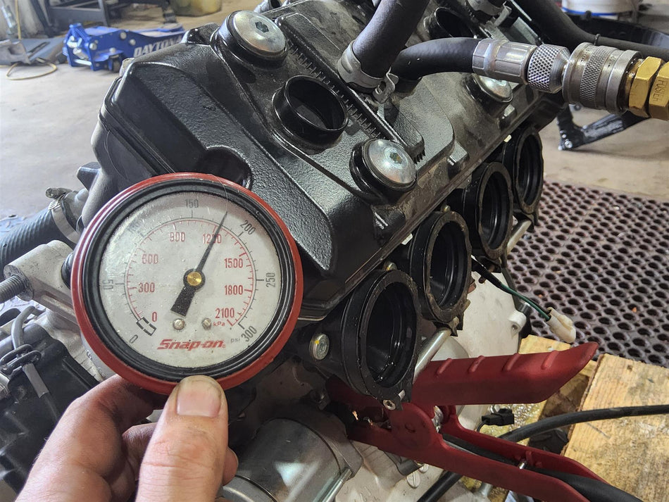 2024 Suzuki GSXR 600 Great Running Engine - Video -Compr Test 11302-14811 {{ shop.shopifyCountryName }} - Mototech271