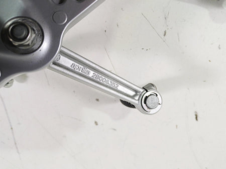 2021 Aprilia RS660 Left Rider Footpeg & Shifter Lever 2B005202 2B006352 {{ shop.shopifyCountryName }} - Mototech271