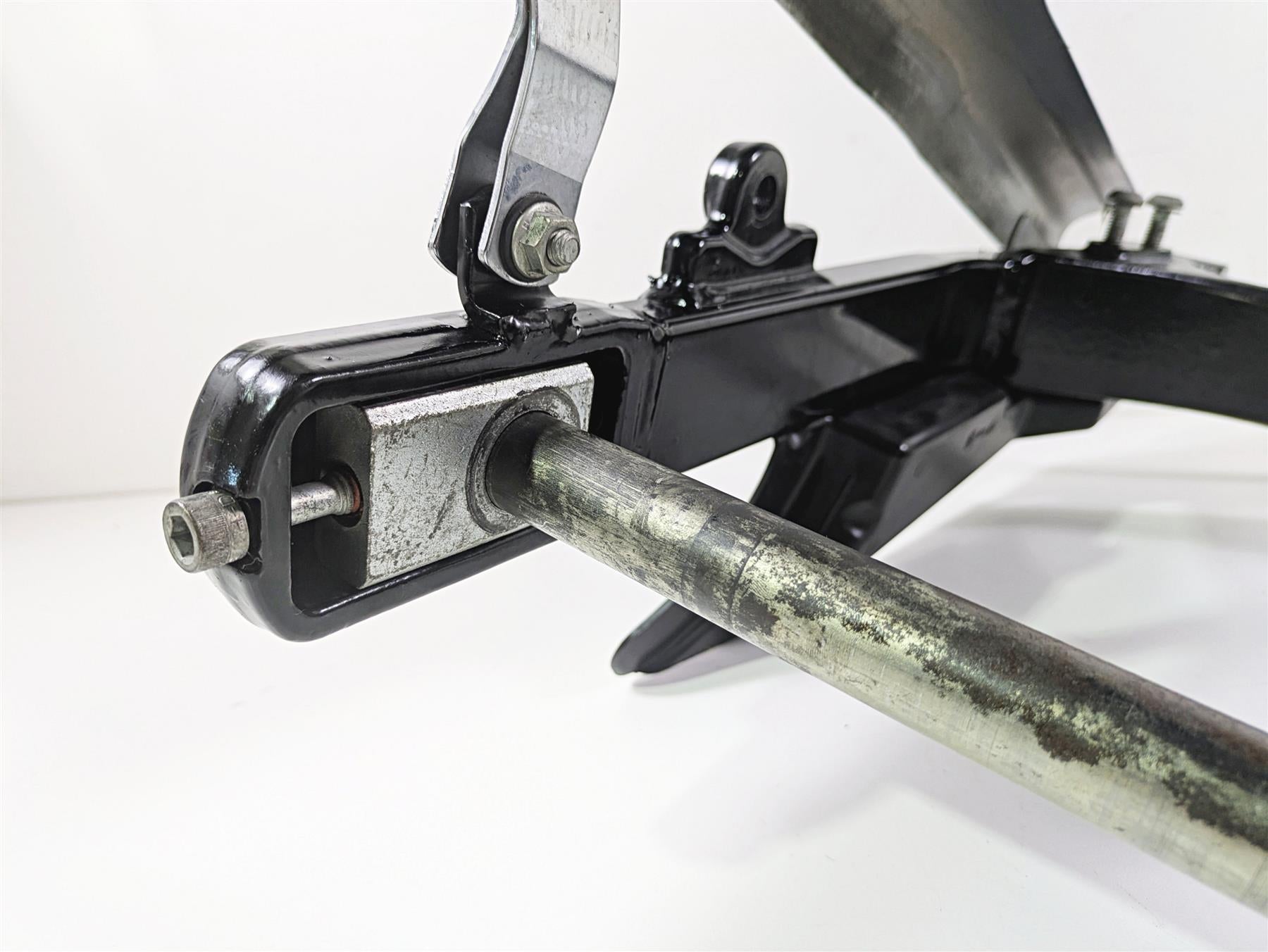 2014 Harley FXDF Dyna Fat Bob Rear Swingarm & Belt Guards 47820-10 {{ shop.shopifyCountryName }} - Mototech271