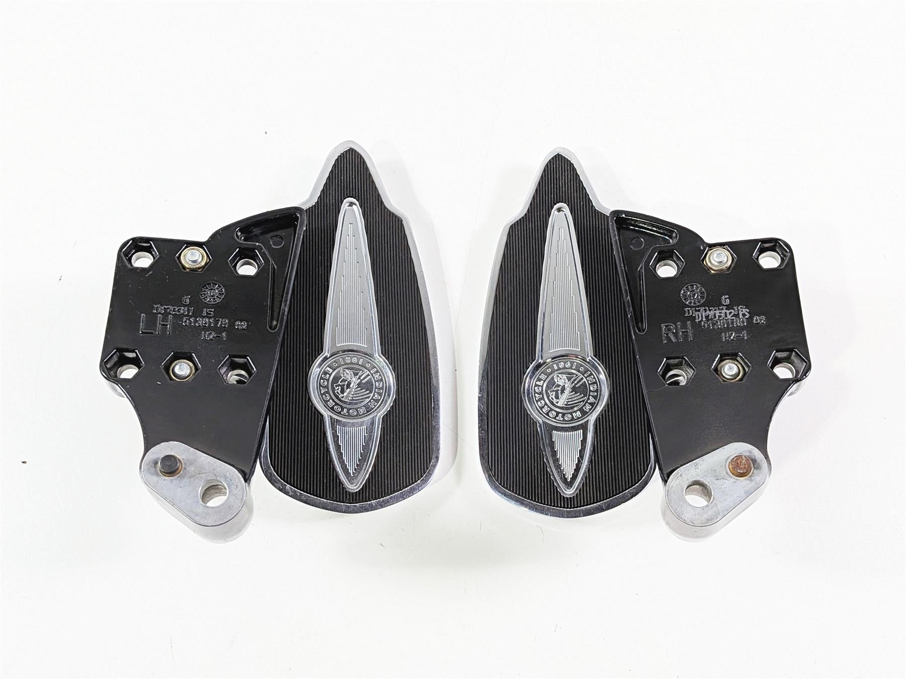 2015 Indian Chieftain Rear Passenger Floor Board & Mount Set 1020122 1020121-Mototech271
