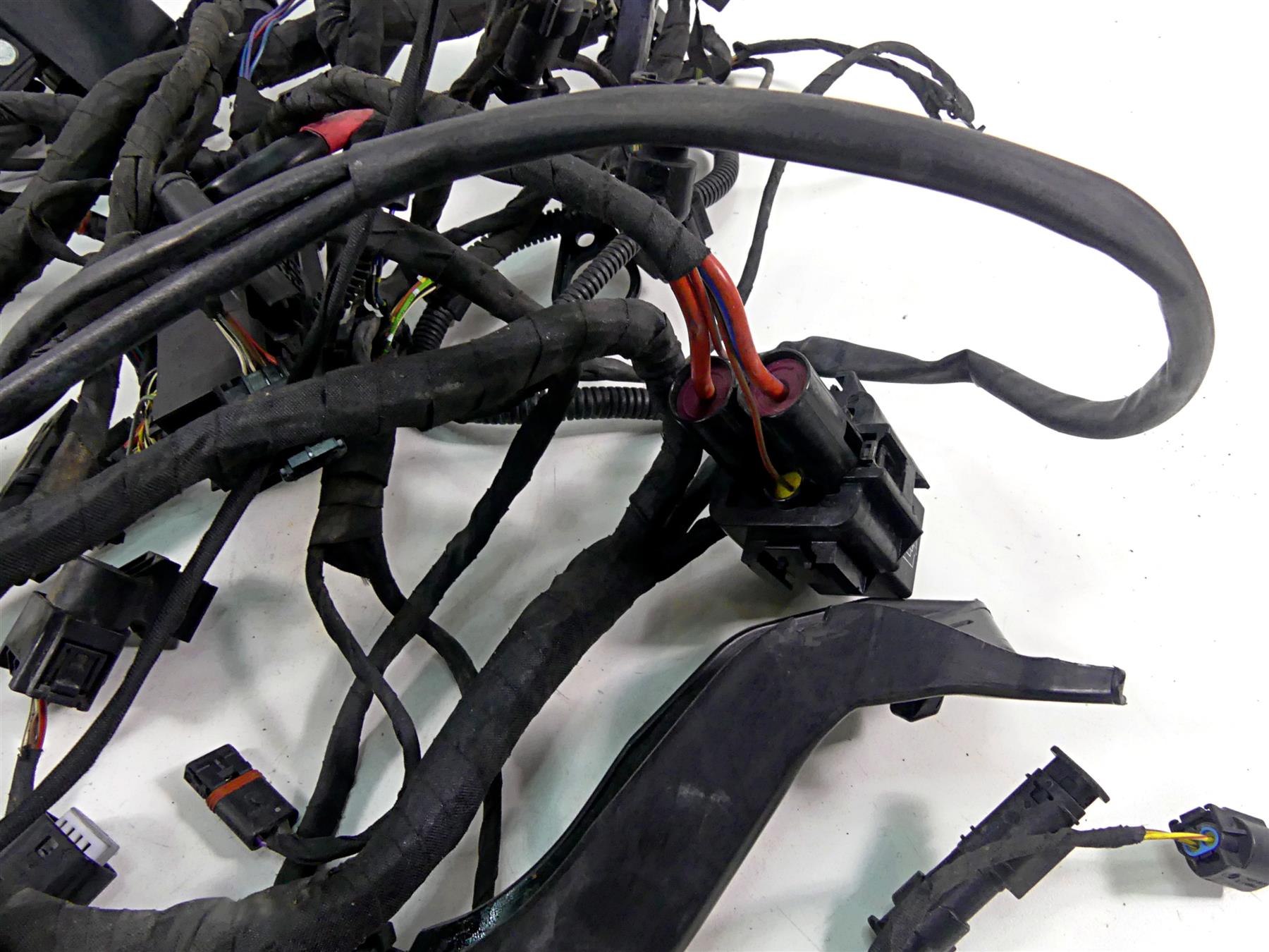 2014 BMW R1200GS K50 Main & Engine Wiring Harness Abs Esa Heat 61118549371 {{ shop.shopifyCountryName }} - Mototech271