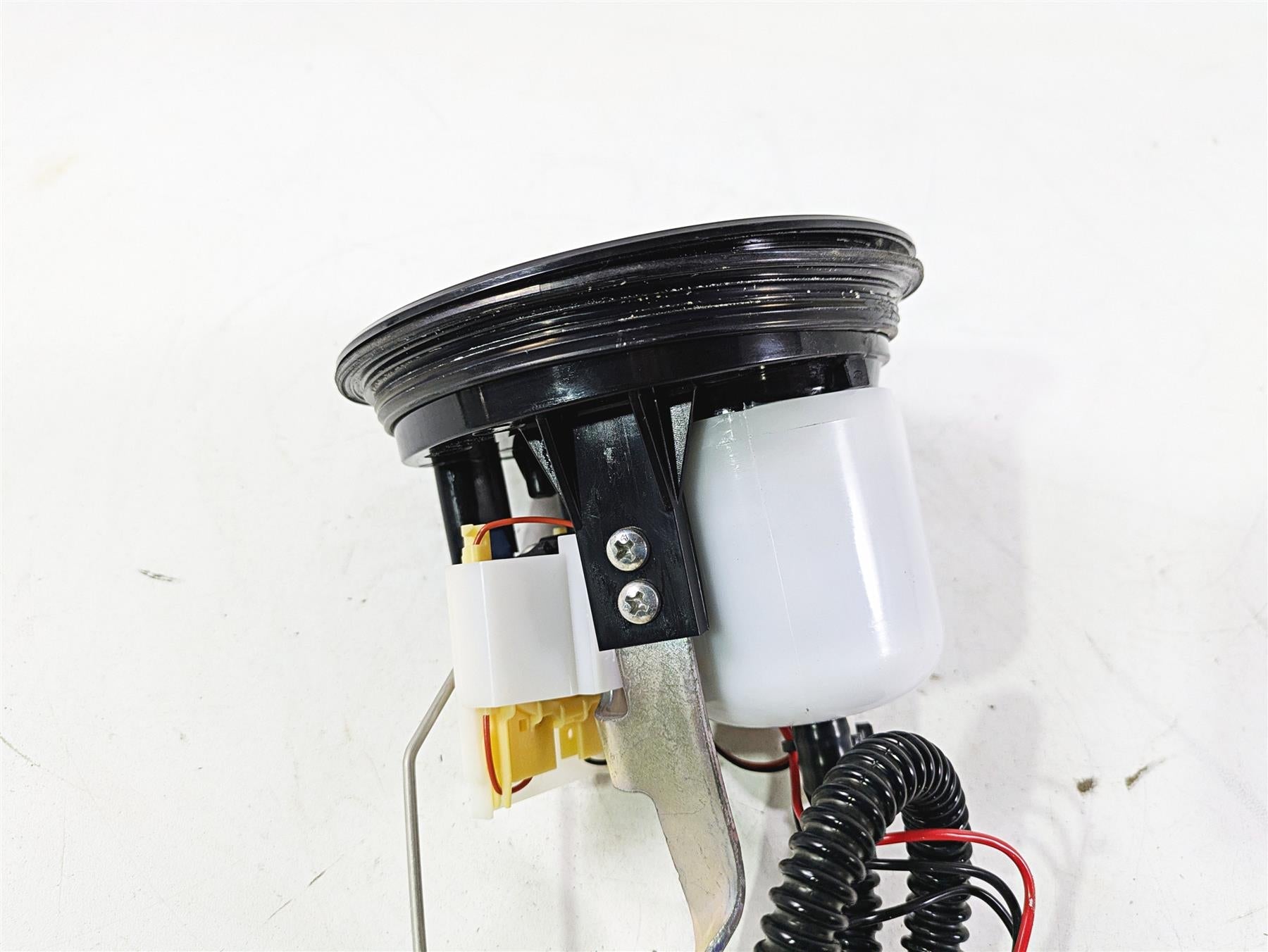 2021 BMW R1250GS K51 Adv Fuel Gas Petrol Pump & Sender READ 16148393577 {{ shop.shopifyCountryName }} - Mototech271