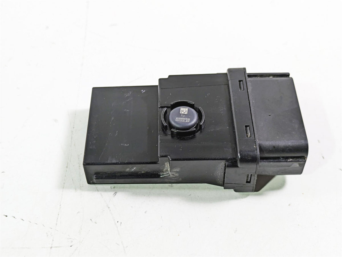 2018 BMW R1200GS GSW K50 Basic Light Control Module Ecu 61358406735 {{ shop.shopifyCountryName }} - Mototech271