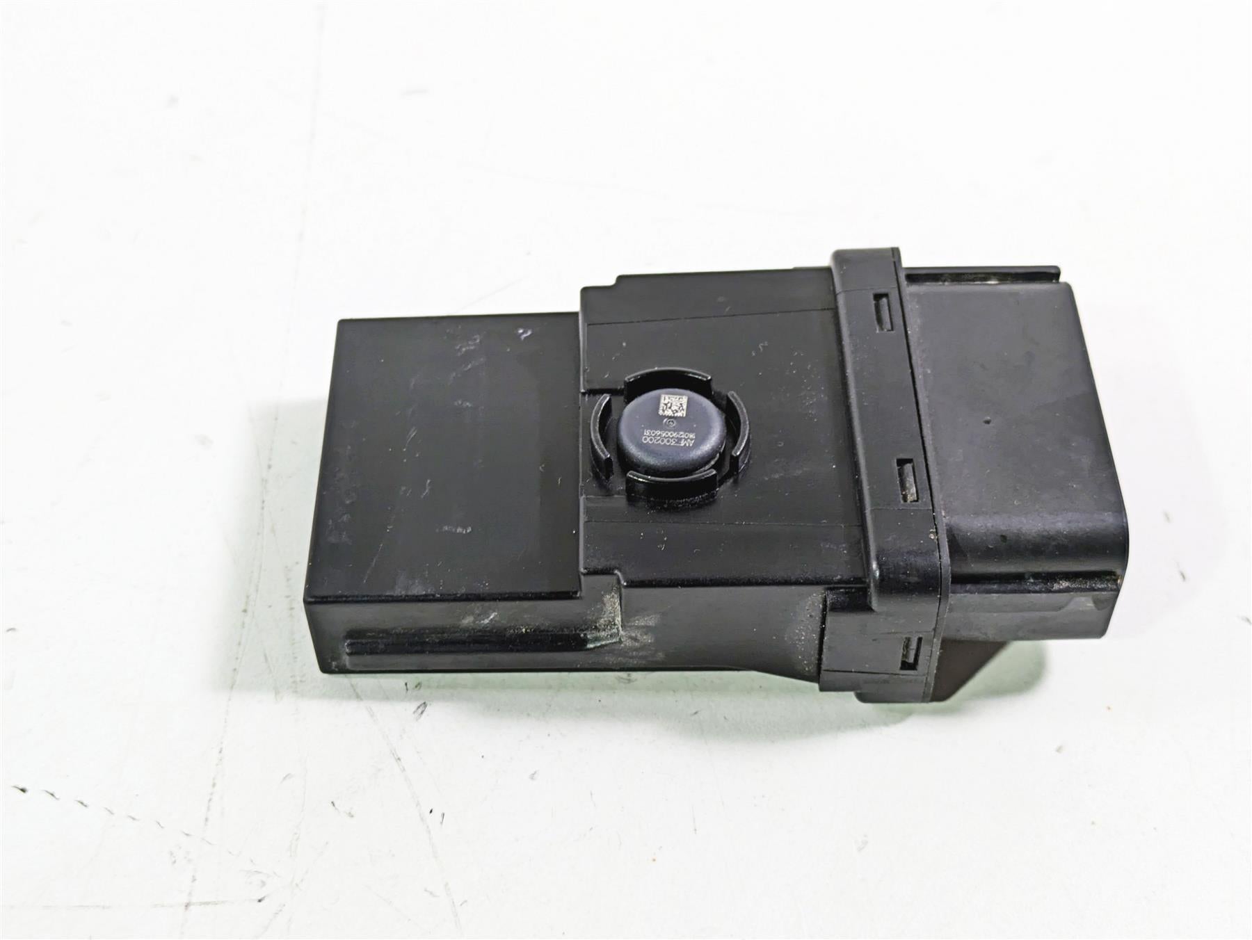 2018 BMW R1200GS GSW K50 Basic Light Control Module Ecu 61358406735 {{ shop.shopifyCountryName }} - Mototech271