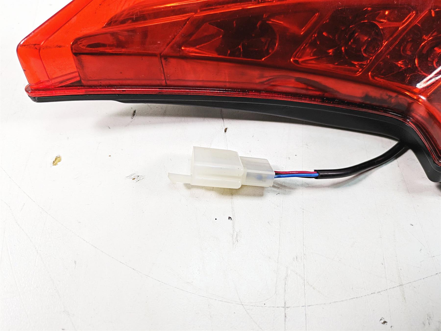 2017 Mv Agusta Dragster 800 Left Right Taillight Tail Lights 8000B8822 8000B8823 {{ shop.shopifyCountryName }} - Mototech271