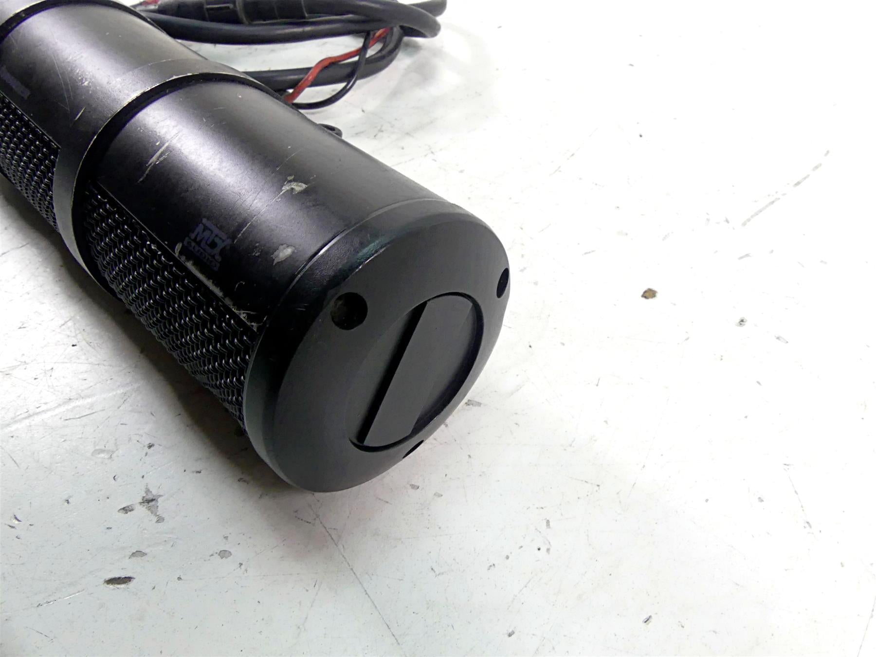 2011 Harley Softail FLSTF Fat Boy Kuryakyn RoadThunder Bluetooth Sound Bar Plus by MTX 2720 {{ shop.shopifyCountryName }} - Mototech271