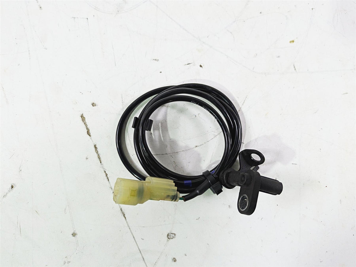2019 Triumph Speed Triple RS 1050 Rear Abs Brake Wheel Speed Sensor T2021672 {{ shop.shopifyCountryName }} - Mototech271