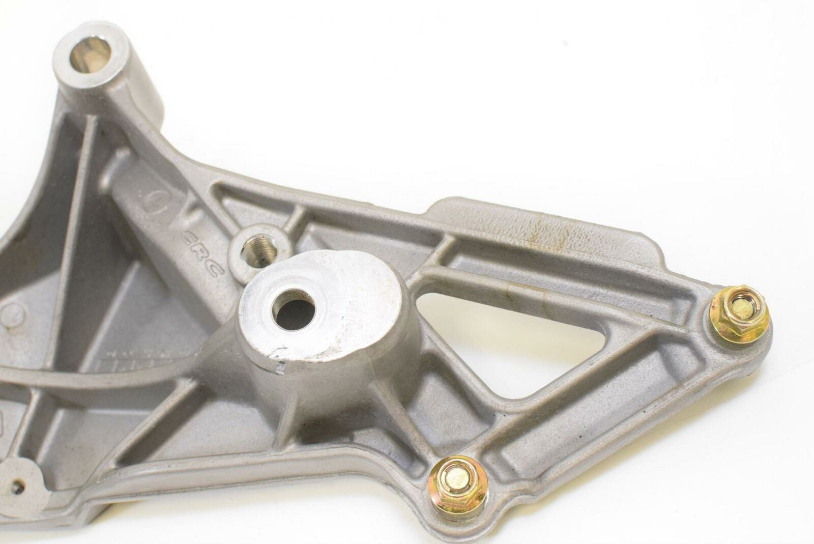07 MV Agusta Brutale B4 910R 910 R Right Frame Mount Support Bracket 80A097900 {{ shop.shopifyCountryName }} - Mototech271