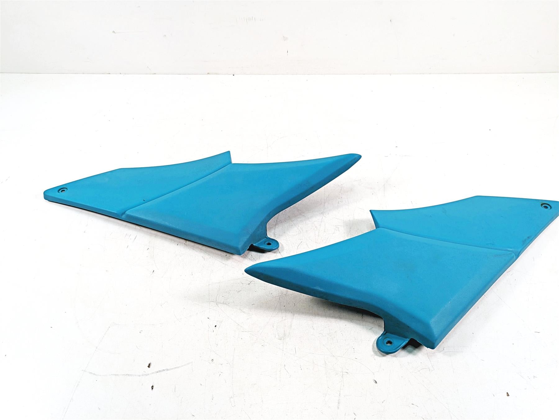 2022 Yamaha Waverunner EX Sp EX1050BX Lower Leg Cover Fairing Set F3Y-U353B-00