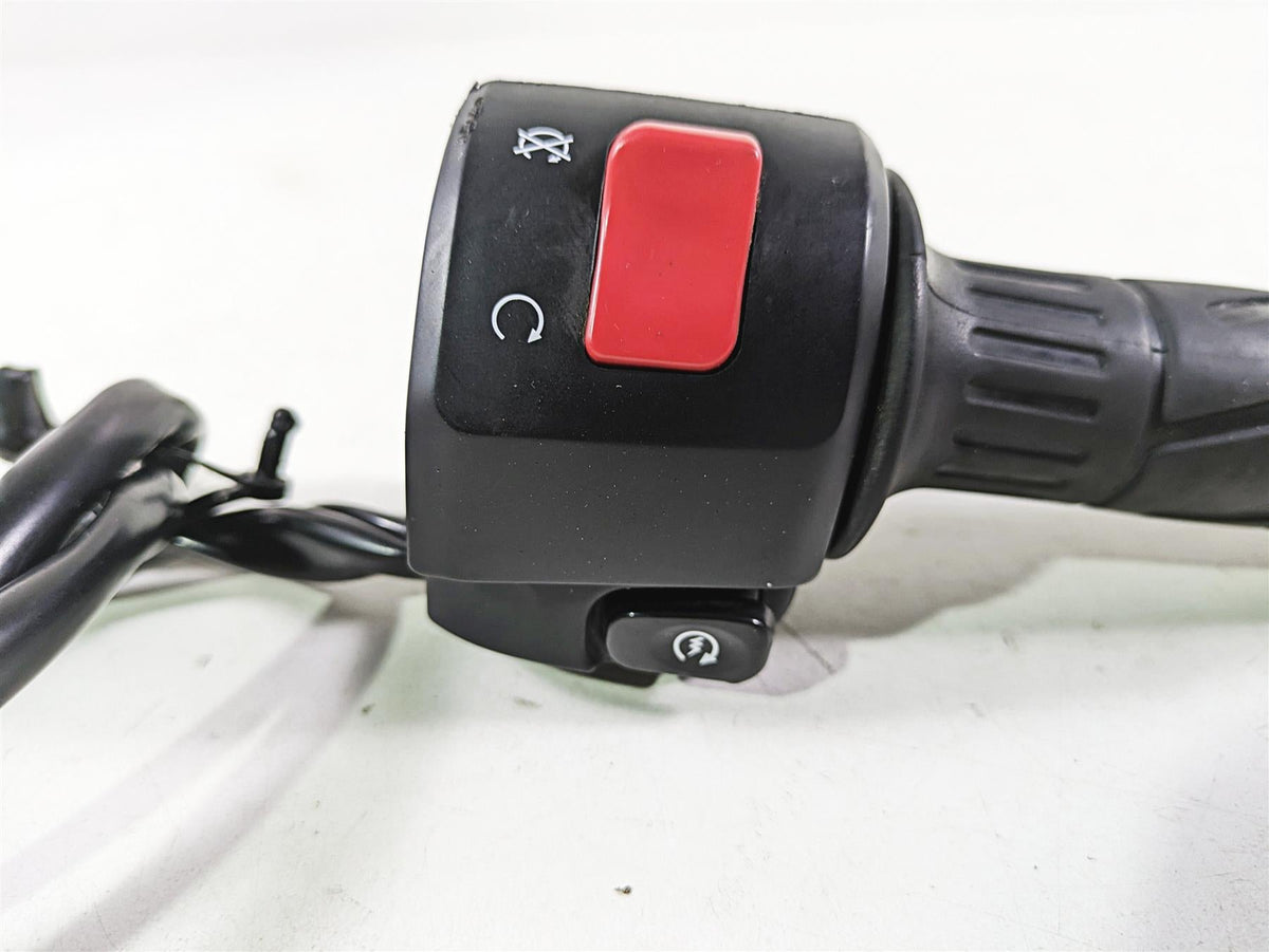 2023 Kawasaki KLR KL 650 Adventure Right Hand Control Switch -READ 46091-0553 {{ shop.shopifyCountryName }} - Mototech271