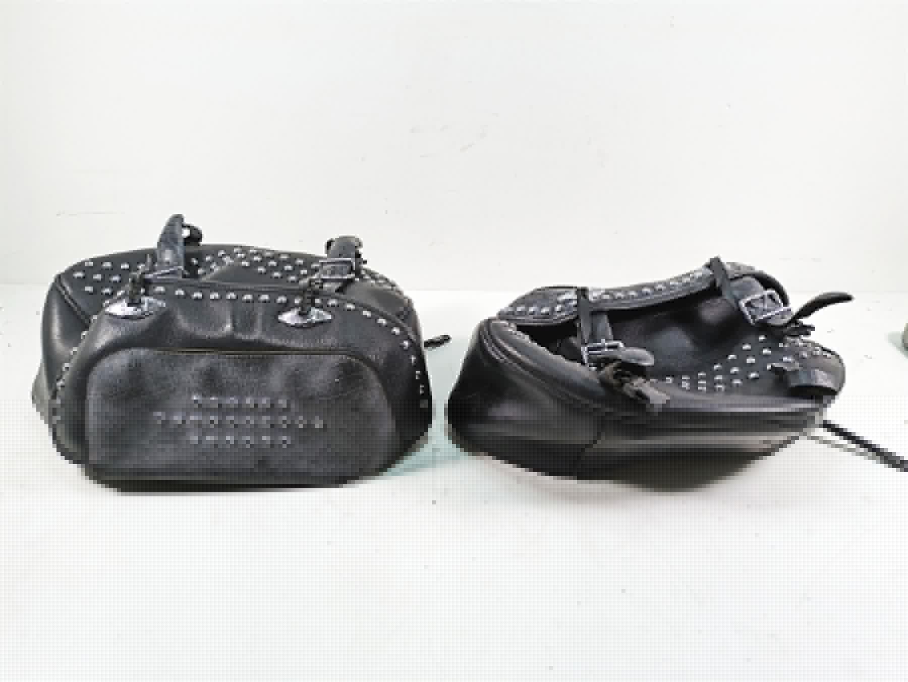 2013 Harley Softail FLSTC Heritage Classic Saddlebag & Mount Set 90477-09 {{ shop.shopifyCountryName }} - Mototech271