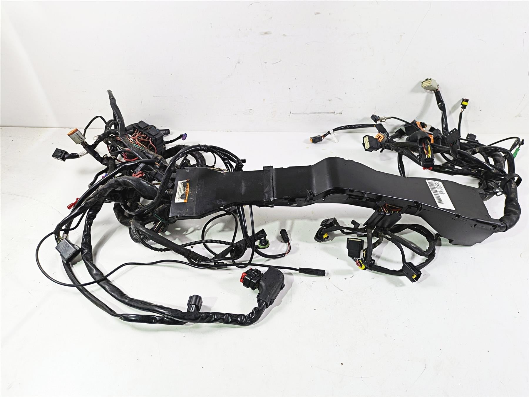 2011 Harley Touring FLHTCUSE CVO E-Glide Main Wiring Harness Loom READ 69200055 {{ shop.shopifyCountryName }} - Mototech271