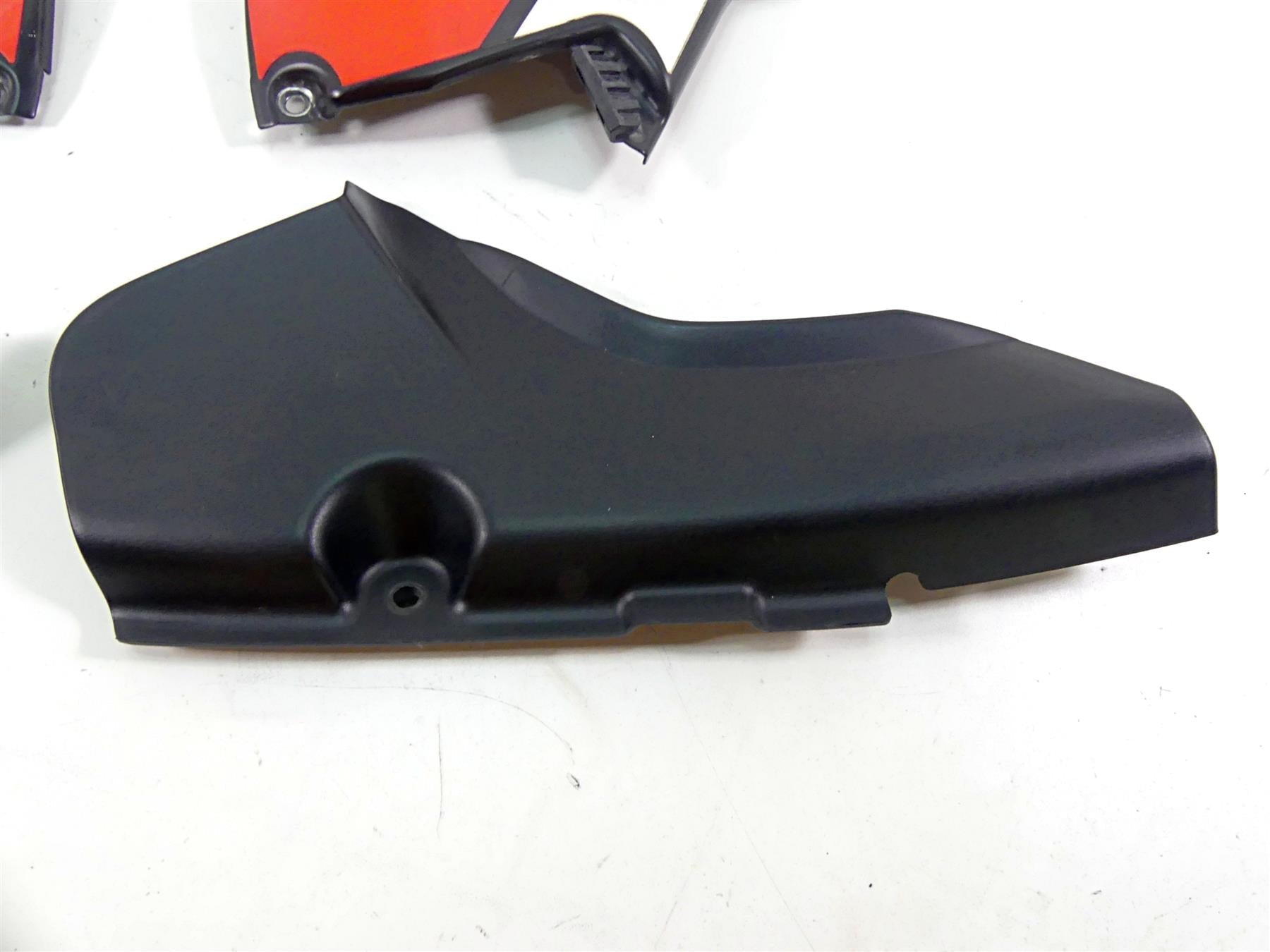 2009 BMW R1200GS K255 Adv Between Leg Side Metal Cover Set 46637698234 {{ shop.shopifyCountryName }} - Mototech271