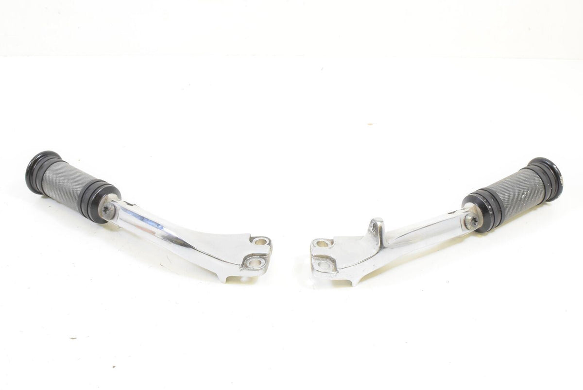 2010 Harley FXDFSE CVO Dyna Fat Bob Rear Passenger Footpeg Set 49251-06 {{ shop.shopifyCountryName }} - Mototech271
