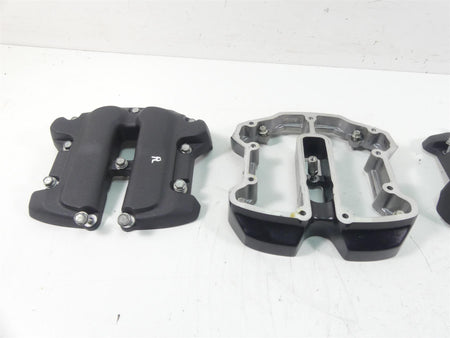 2021 Harley Softail FXBBS Street Bob Cylinder Head Valve Cover Set 25700697 {{ shop.shopifyCountryName }} - Mototech271