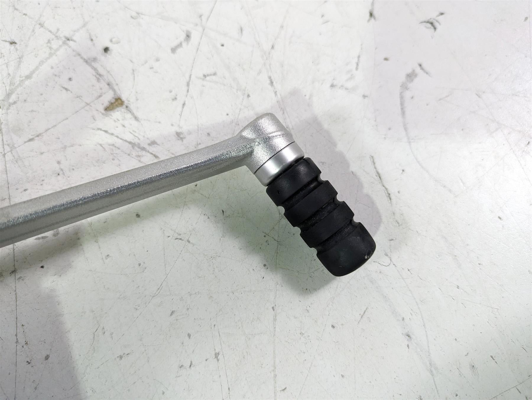 2022 BMW R1250 RT K052 Left Front Footpeg Foot Peg & Shifter Set 46718560382 {{ shop.shopifyCountryName }} - Mototech271