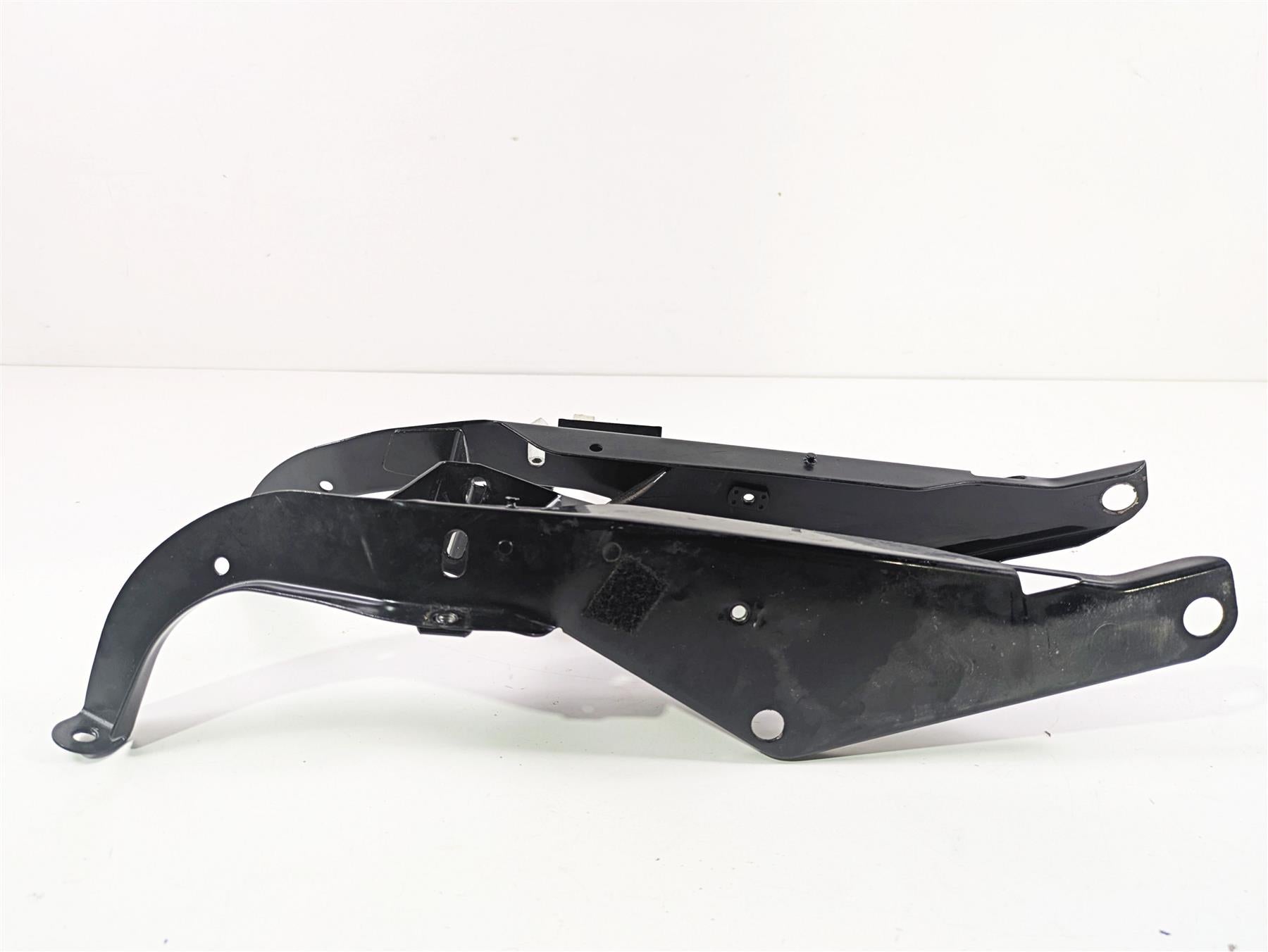 2001 Harley Touring FLHX Street Glide Front Fairing Mount Set - Read 58478-96 {{ shop.shopifyCountryName }} - Mototech271