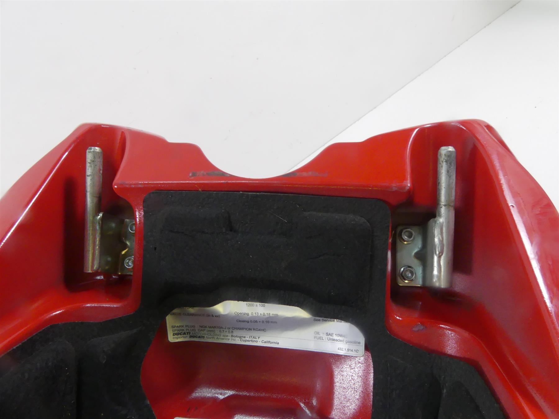 2008 Ducati 1098 S Nice Red Fuel Gas Petrol Tank Reservoir 58611602A {{ shop.shopifyCountryName }} - Mototech271
