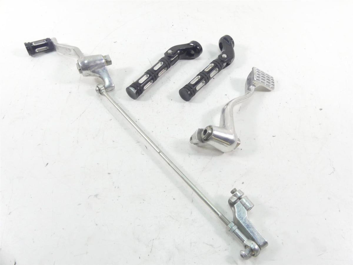 2012 Harley VRSCF Muscle Rod Front Footpeg Shifter Brake Pedal Set 54046-12 {{ shop.shopifyCountryName }} - Mototech271