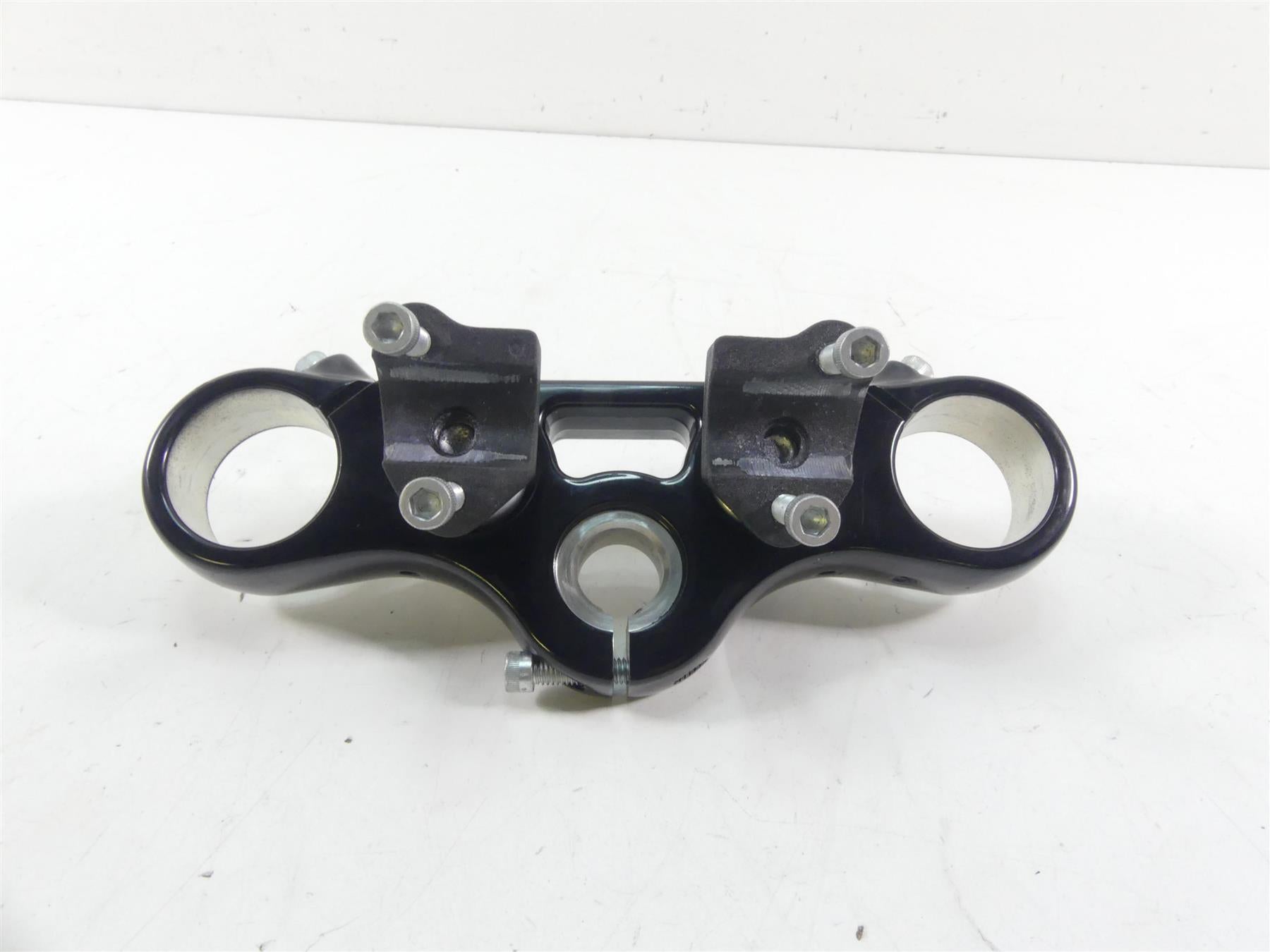 2021 Harley Softail FXBBS 114 Street Bob Upper Triple Tree Clamp 49mm 45900174 {{ shop.shopifyCountryName }} - Mototech271
