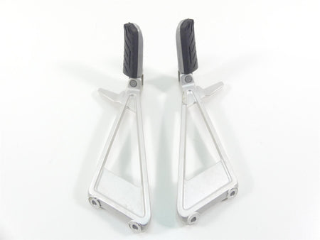 2021 Aprilia Tuono 660 Rear Passenger Footpeg Foot Rest Set 2B005206 2B005205 {{ shop.shopifyCountryName }} - Mototech271