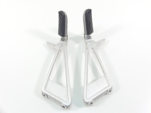 2021 Aprilia Tuono 660 Rear Passenger Footpeg Foot Rest Set 2B005206 2B005205 | Mototech271