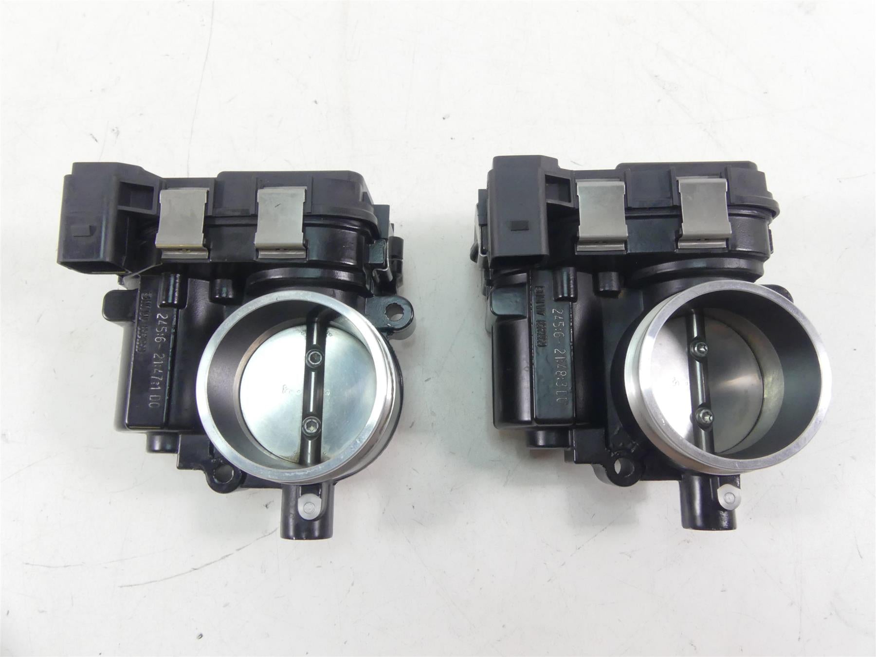 2017 BMW R1200GS GSW K50 Fuel Injection Throttle Body Bodies Set 13548564959 {{ shop.shopifyCountryName }} - Mototech271