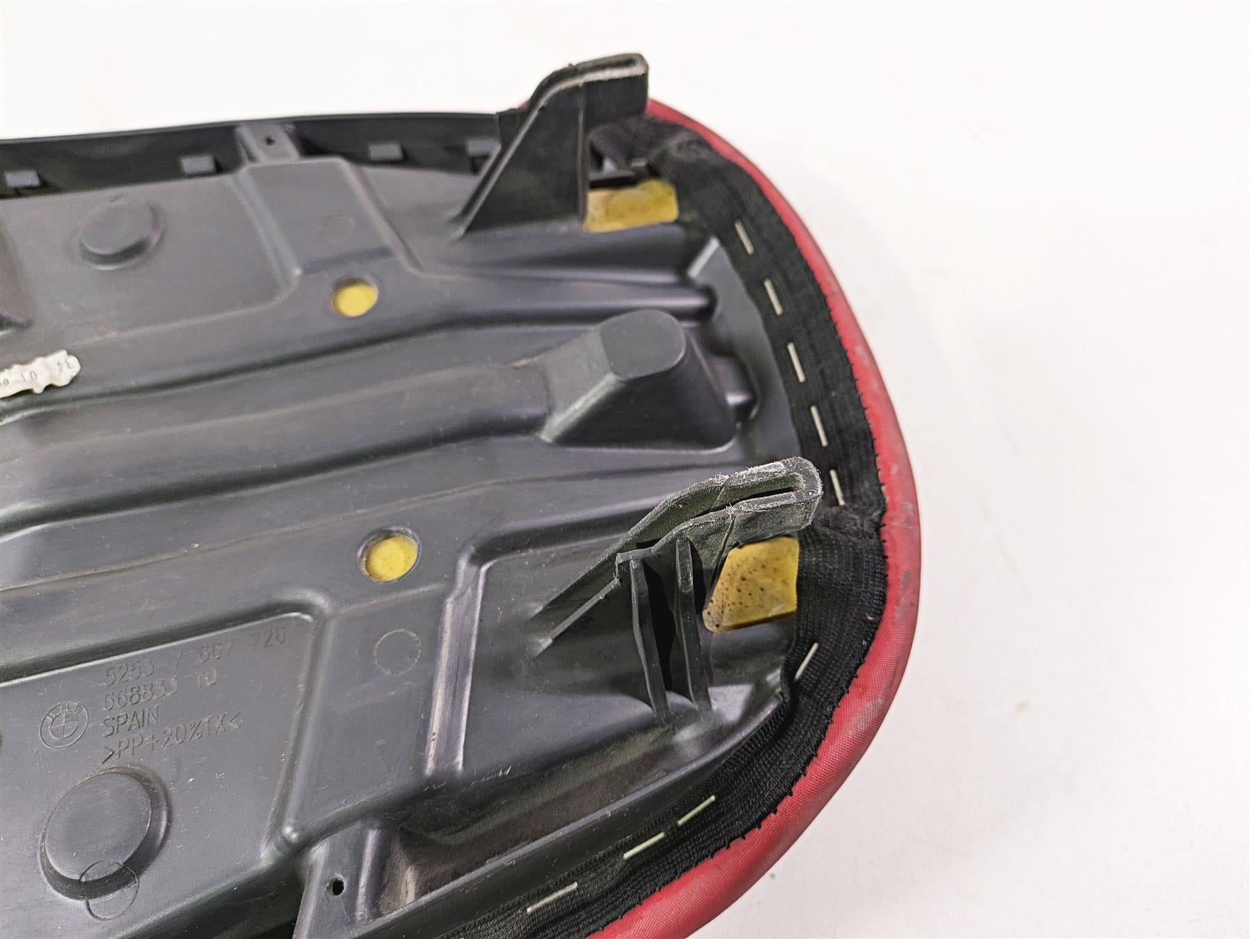 2009 BMW R1200GS K255 Adv Rear Seat Saddle Black Red Magmarot 52537667726 {{ shop.shopifyCountryName }} - Mototech271