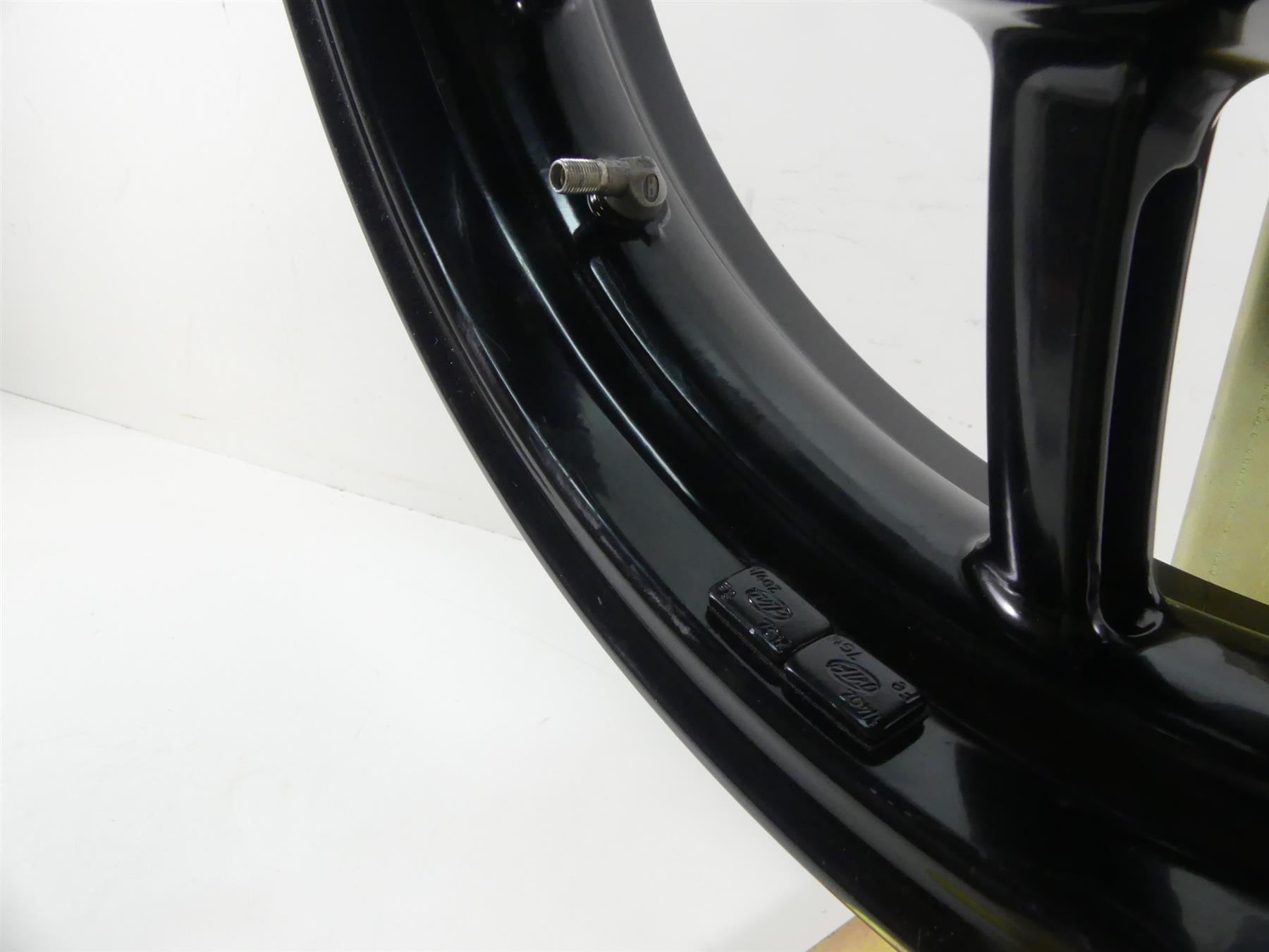 2005 Ducati Multistrada 1000S Front Marchesini Wheel Rim 17x3.5 50121071AB {{ shop.shopifyCountryName }} - Mototech271