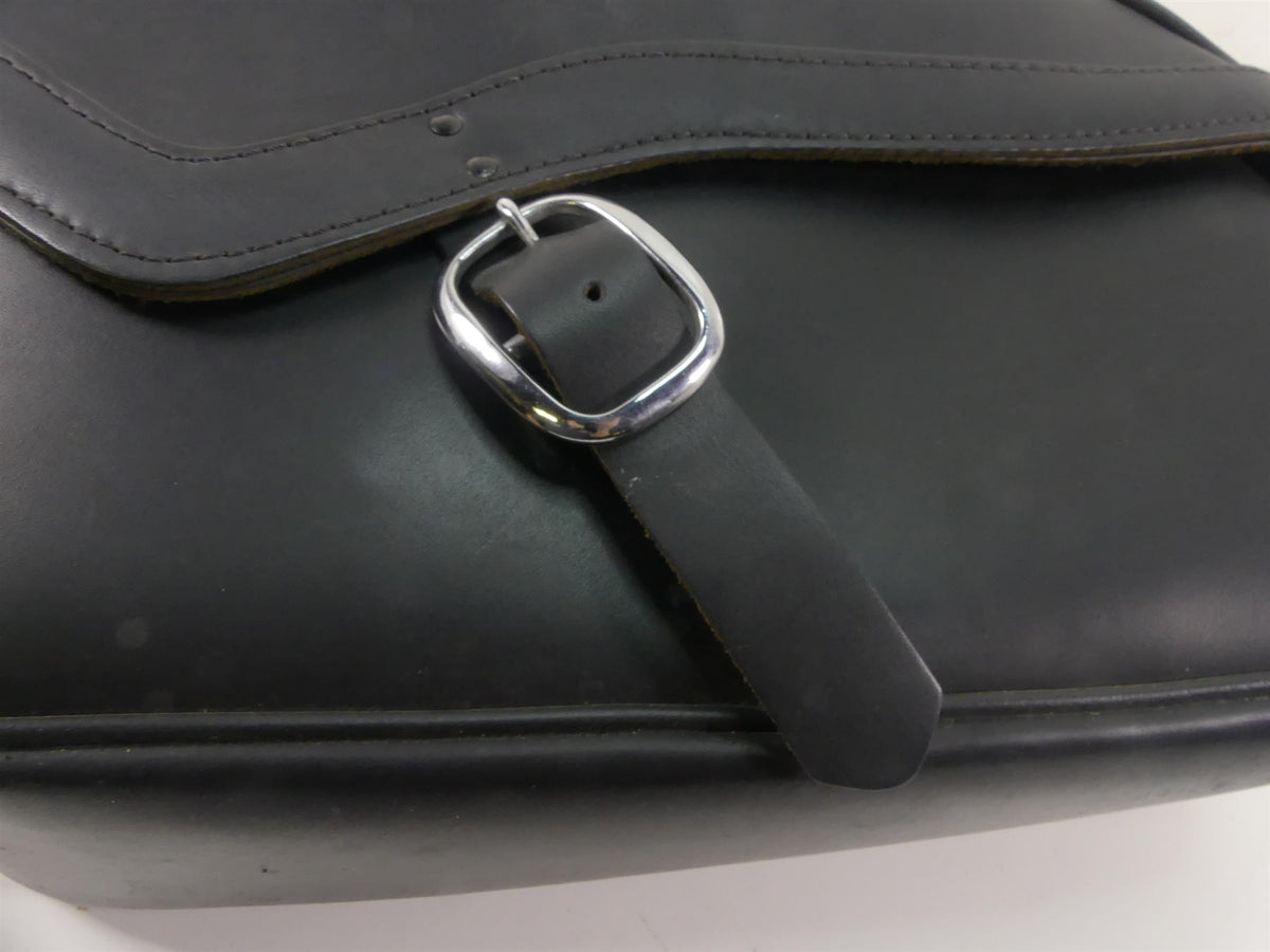 2007 Honda VTX1800 T1 Left Saddlebag Saddle Bag 08L56-MCV-100F 08L56-MCV-10042 {{ shop.shopifyCountryName }} - Mototech271