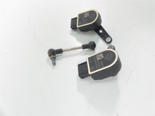 Load image into Gallery viewer, 2013 BMW R1200GS GSW K50 Leveling Level Sensor Set 37146860843 37146870000 | Mototech271

