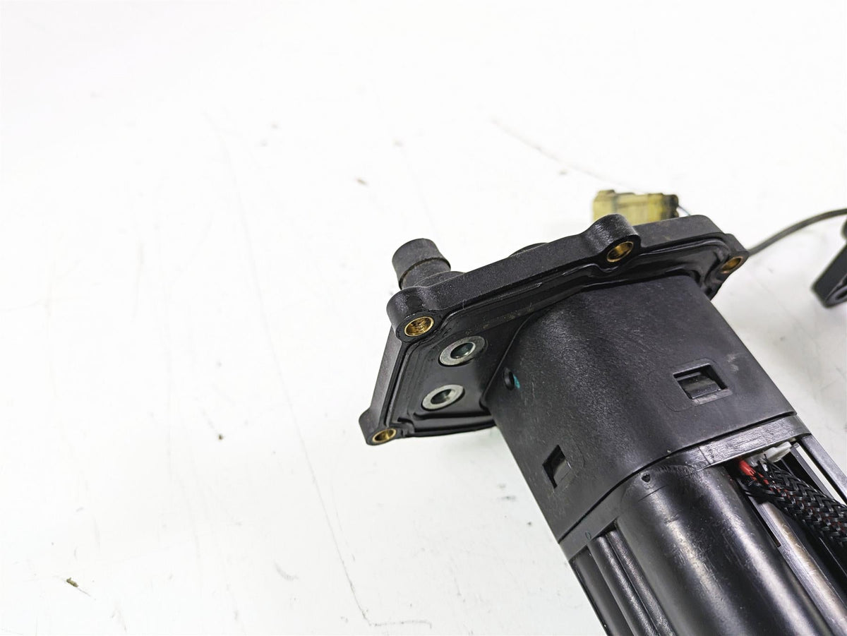 2017 Ducati Monster 1200 S Fuel Gas Petrol Pump & Sender 16024181A 59210251B {{ shop.shopifyCountryName }} - Mototech271