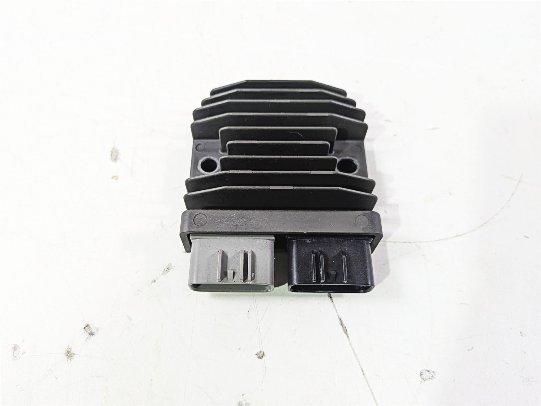 2020 Kawasaki Teryx KRX KRF 1000 Rectifier Voltage Regulator 21066-0771 FH027BA {{ shop.shopifyCountryName }} - Mototech271