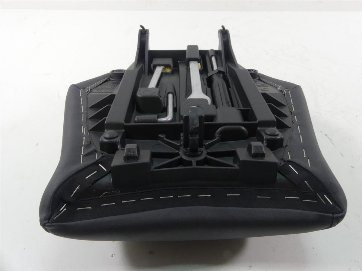 2016 BMW R1200RS K54 Rear Passenger Pillion Saddle Seat + Tool Kit 52538550756 {{ shop.shopifyCountryName }} - Mototech271