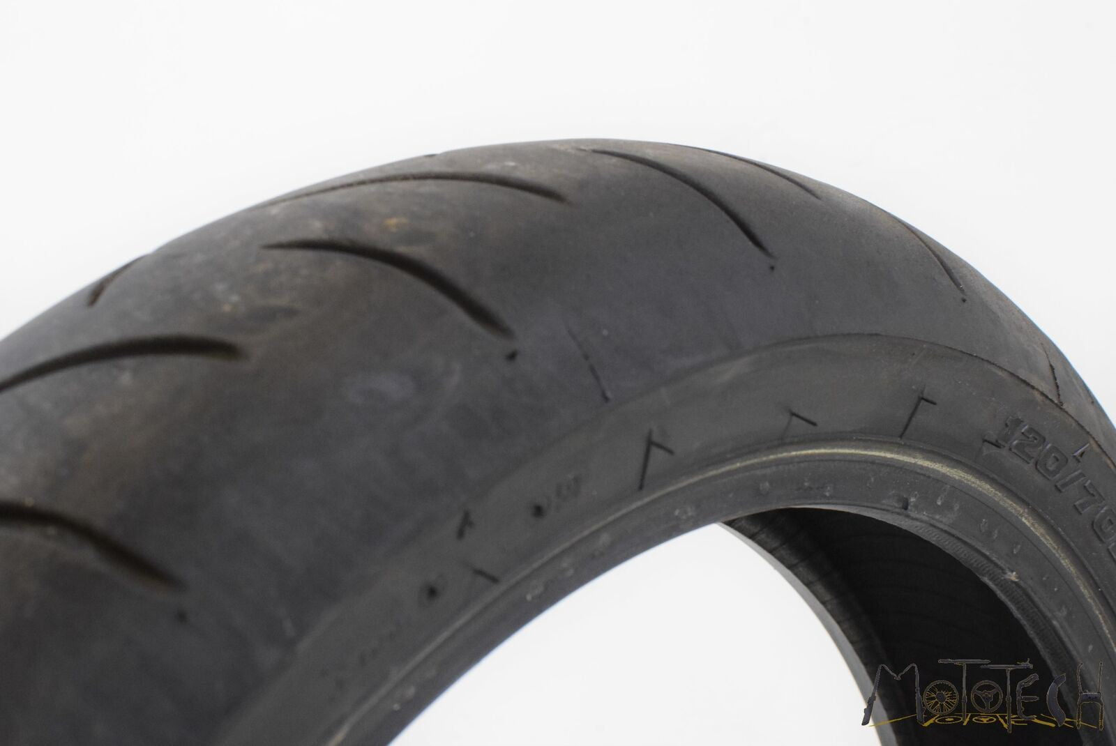 USED Front Tire BRIDGESTONE Hyperstport Battlax BT016 F 120/70-17 DOT5016 003027 {{ shop.shopifyCountryName }} - Mototech271
