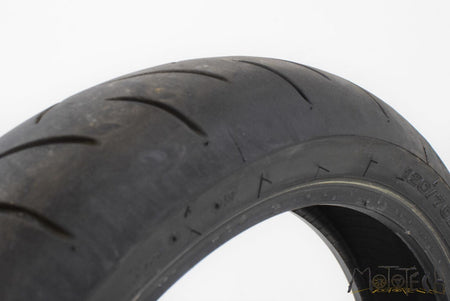 USED Front Tire BRIDGESTONE Hyperstport Battlax BT016 F 120/70-17 DOT5016 003027 {{ shop.shopifyCountryName }} - Mototech271