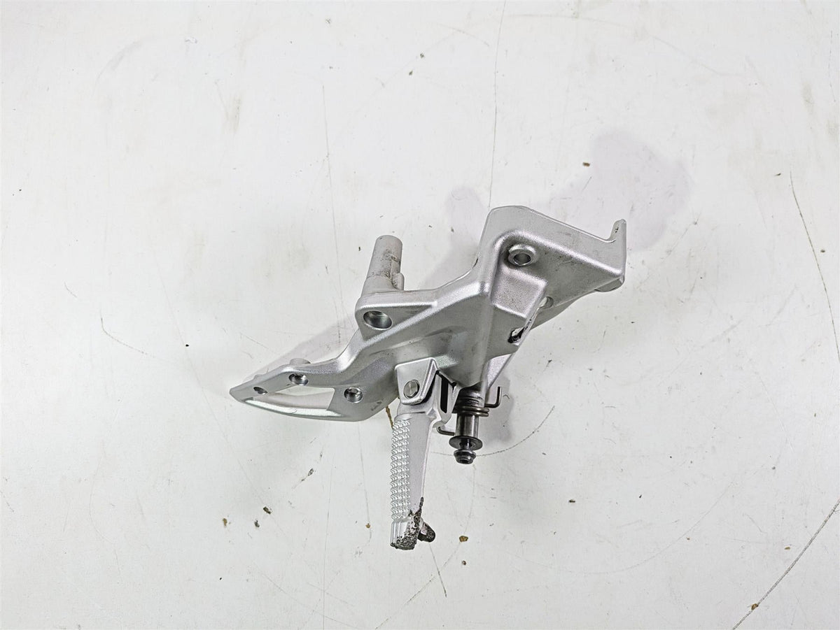 2016 BMW F800R K73 Right Front Rider Footpeg Foot Peg Rear 8527864 46718534960 {{ shop.shopifyCountryName }} - Mototech271