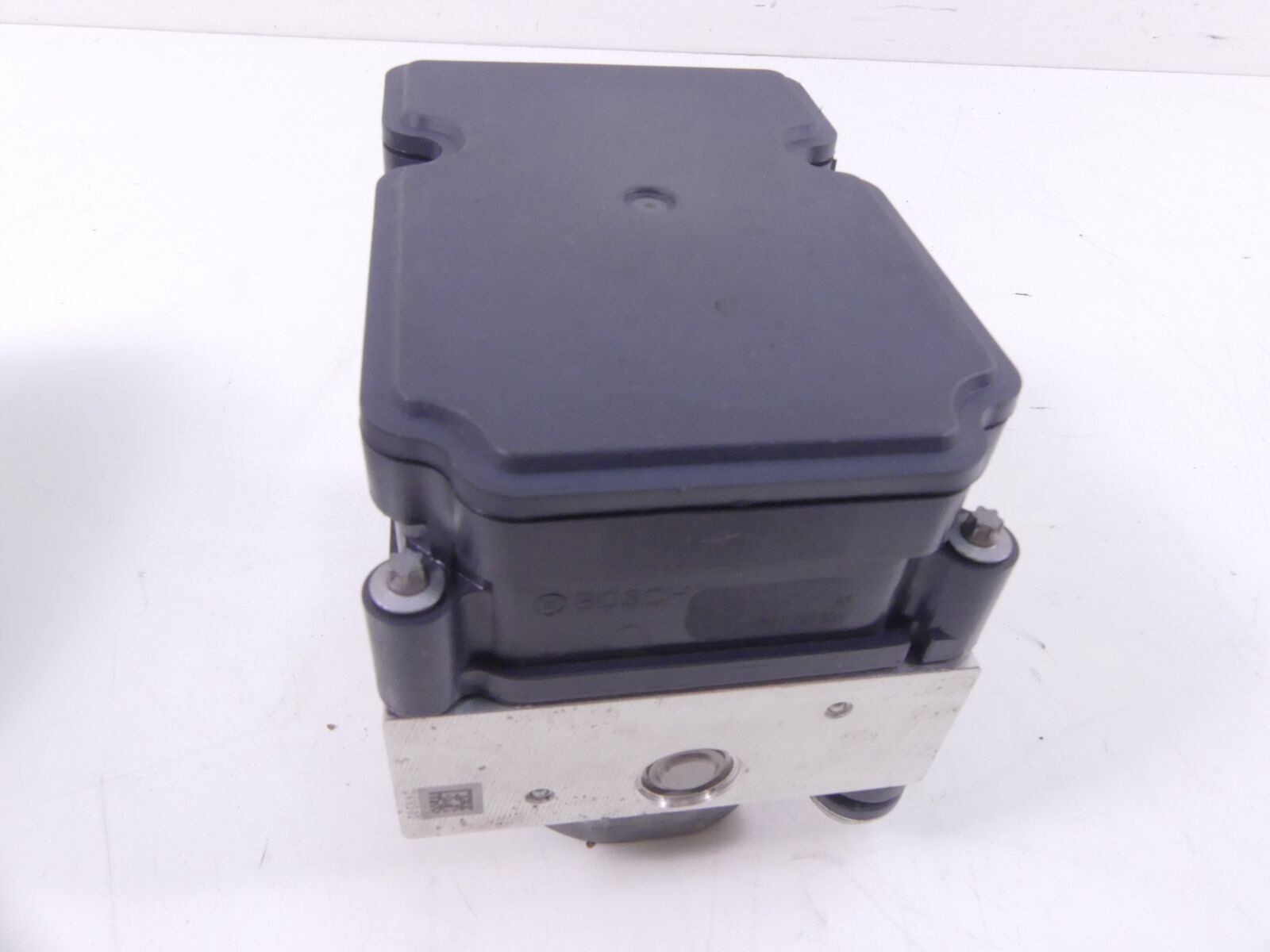 2015 Yamaha YZF-R1M Abs Brake Pump Module 2CR-85930-00-00 2CR-85930-09-00 {{ shop.shopifyCountryName }} - Mototech271