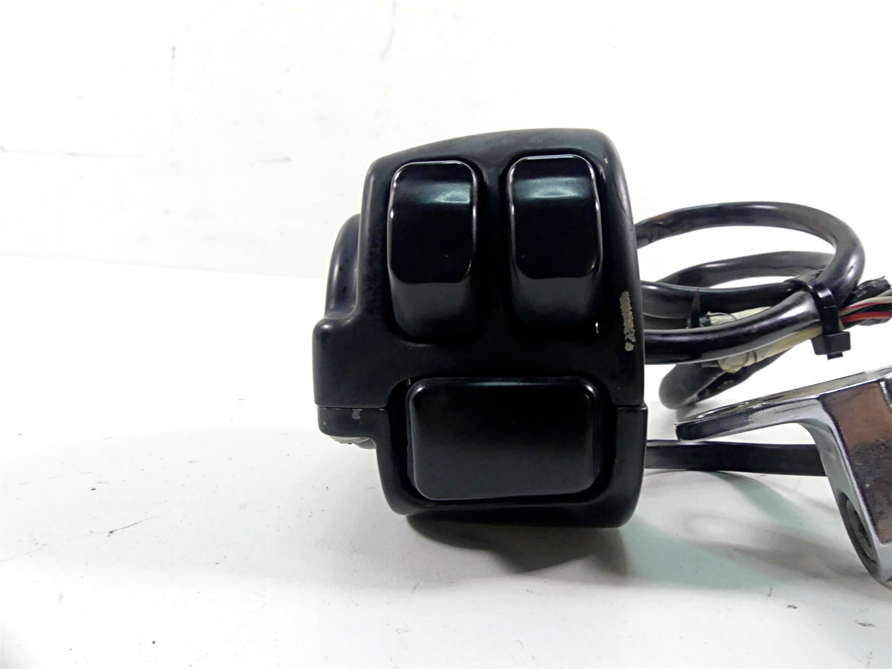 2011 Harley Softail FXS Blackline Left Control Switch + Blinker - Read 72951-12A {{ shop.shopifyCountryName }} - Mototech271