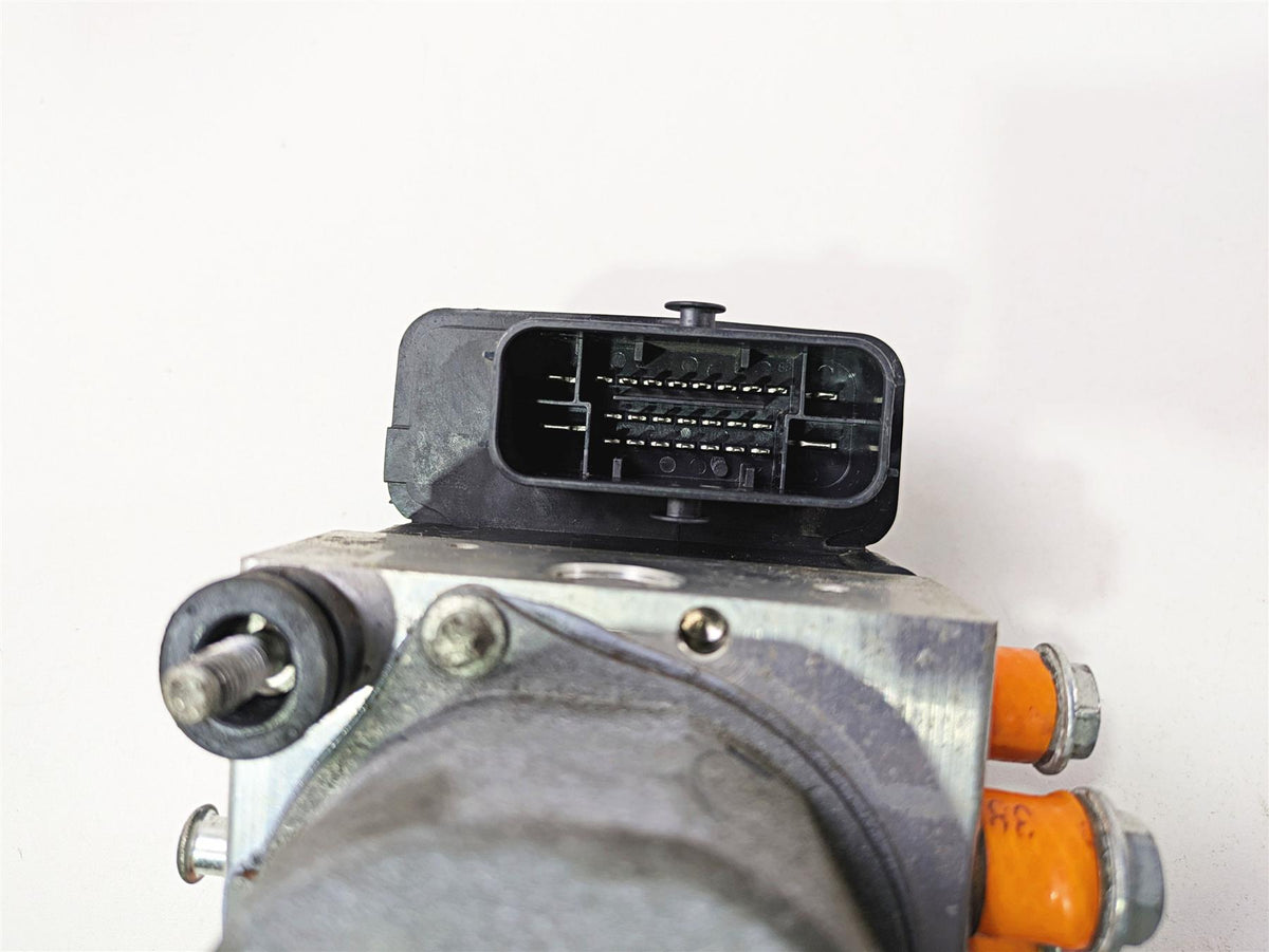 2021 Harley Touring FLTRX Road Glide Rear Abs Brake Pump Unit Module 41100104C {{ shop.shopifyCountryName }} - Mototech271