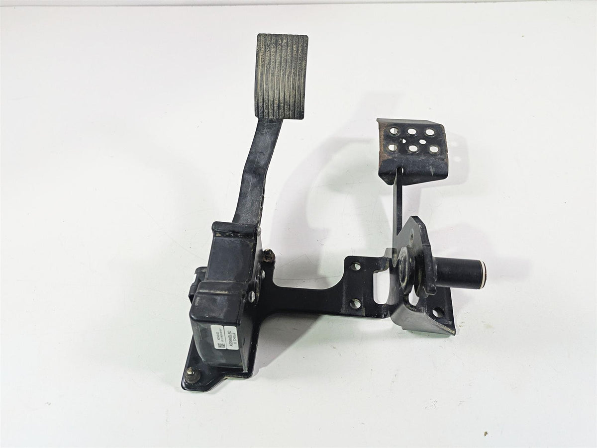 2018 Polaris RZR XP 1000 Trail Rock Brake & Accelerate Pedal Set 4014042 {{ shop.shopifyCountryName }} - Mototech271