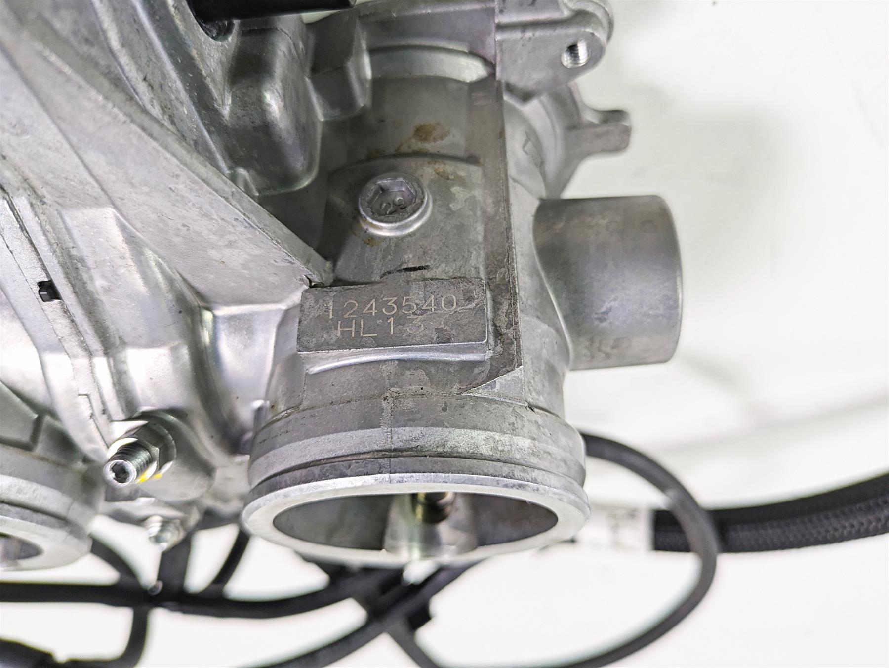 2019 Triumph Speed Triple RS 1050 Keihin Throttle Body Bodies T1243540 {{ shop.shopifyCountryName }} - Mototech271