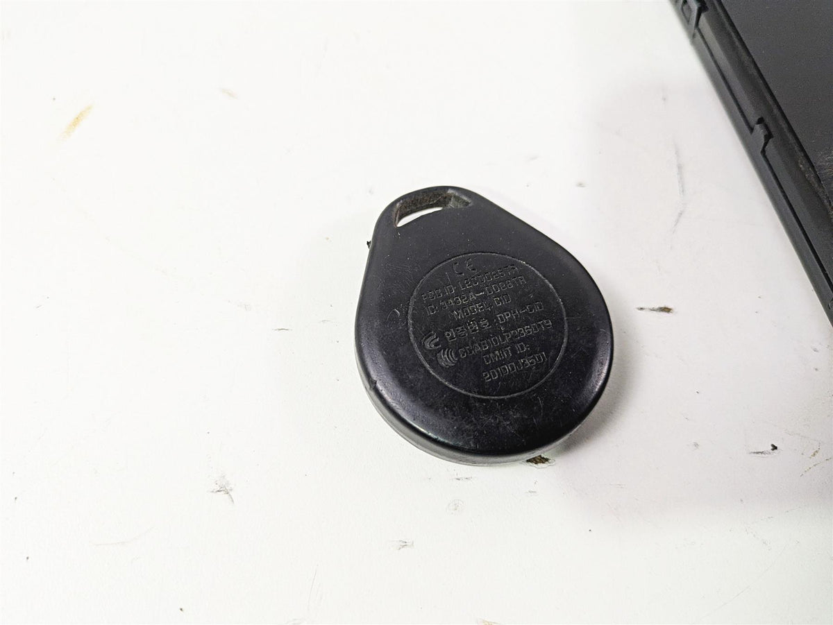 2014 Harley FLS Softail Slim Bcm Security Module Y-Axis + Key Fob Set 69993-11B {{ shop.shopifyCountryName }} - Mototech271
