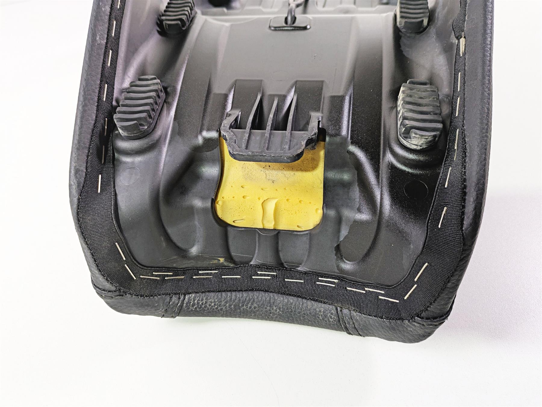 2018 Ducati Scrambler Desert Sled 800 Duo Driver Seat Saddle - Read 59522521B {{ shop.shopifyCountryName }} - Mototech271