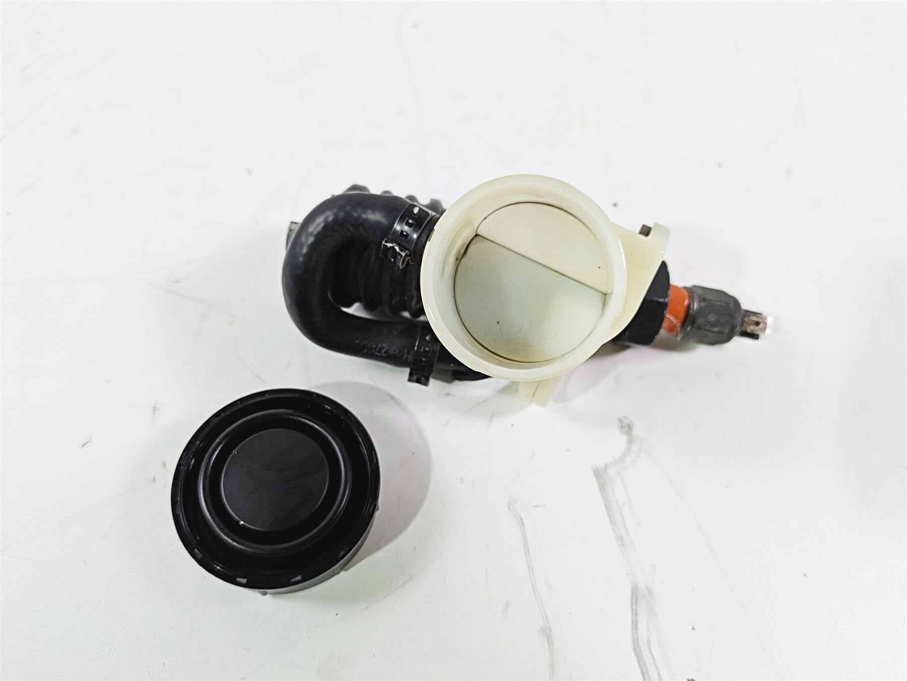 2015 Harley FXDF Dyna Fat Bob Rear Brake Master Cylinder 41700060 {{ shop.shopifyCountryName }} - Mototech271