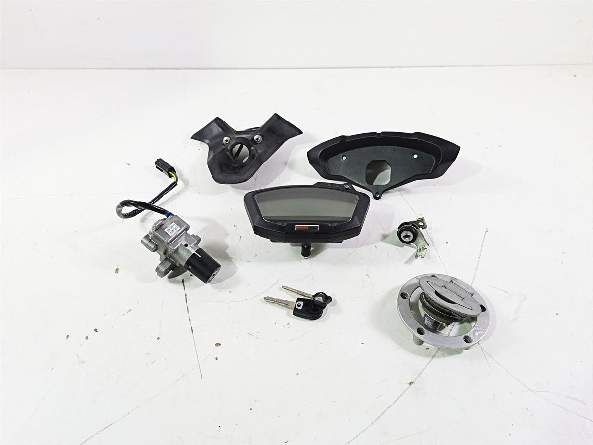 2008 Ducati SBK 1098 S Speedometer Ignition Switch Key Set 10k 40610603A {{ shop.shopifyCountryName }} - Mototech271