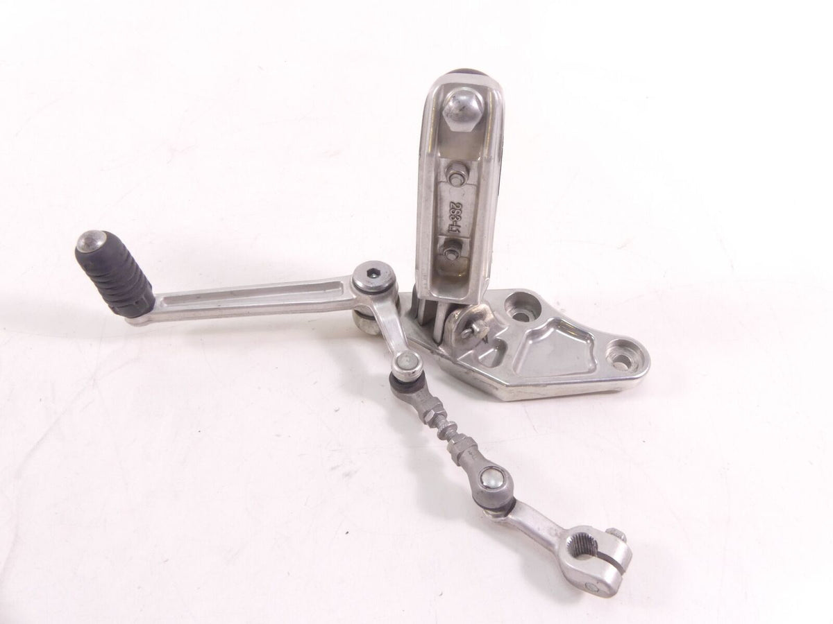 2014 Yamaha VMX17 V-Max 1700 Left Footpeg Foot Peg & Shifter Set 2S3-27442-00 {{ shop.shopifyCountryName }} - Mototech271