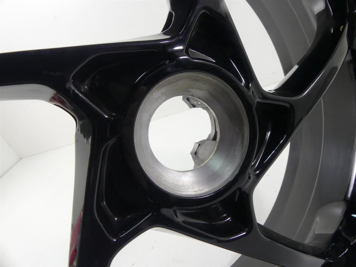 2020 Triumph Speed Triple RS 1050 Straight Rear 17x6 Wheel Rim T2010574 {{ shop.shopifyCountryName }} - Mototech271