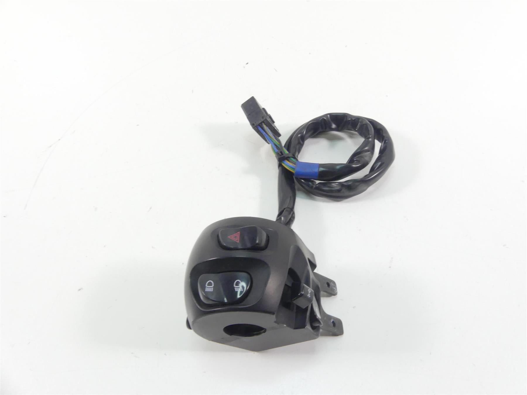 2015 Victory Cross Country Tour Left Hand Turn Signal Control Switch 4012119 {{ shop.shopifyCountryName }} - Mototech271